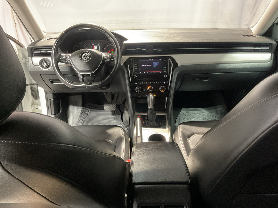 2020 Volkswagen Passat SE