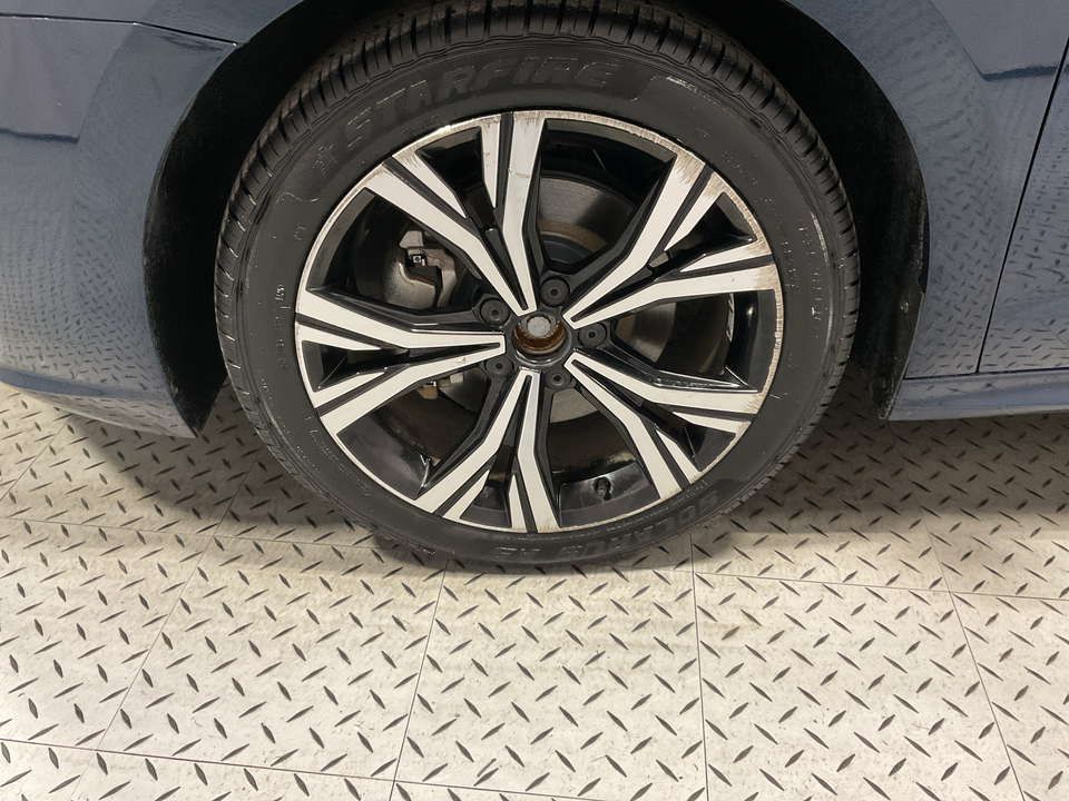 2022 Volkswagen Passat SE