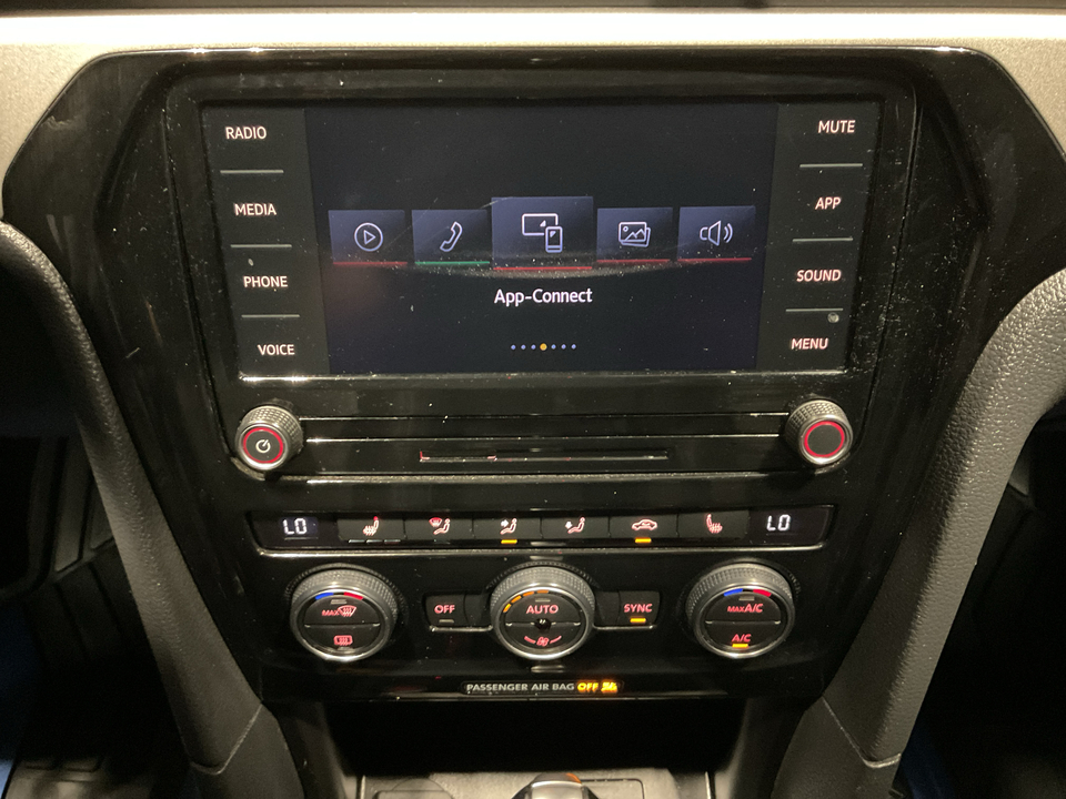 2022 Volkswagen Passat SE