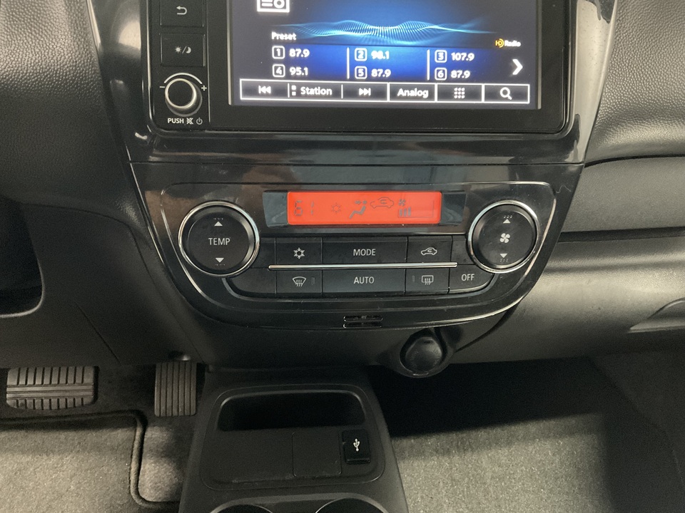 2022 Mitsubishi Mirage ES CVT