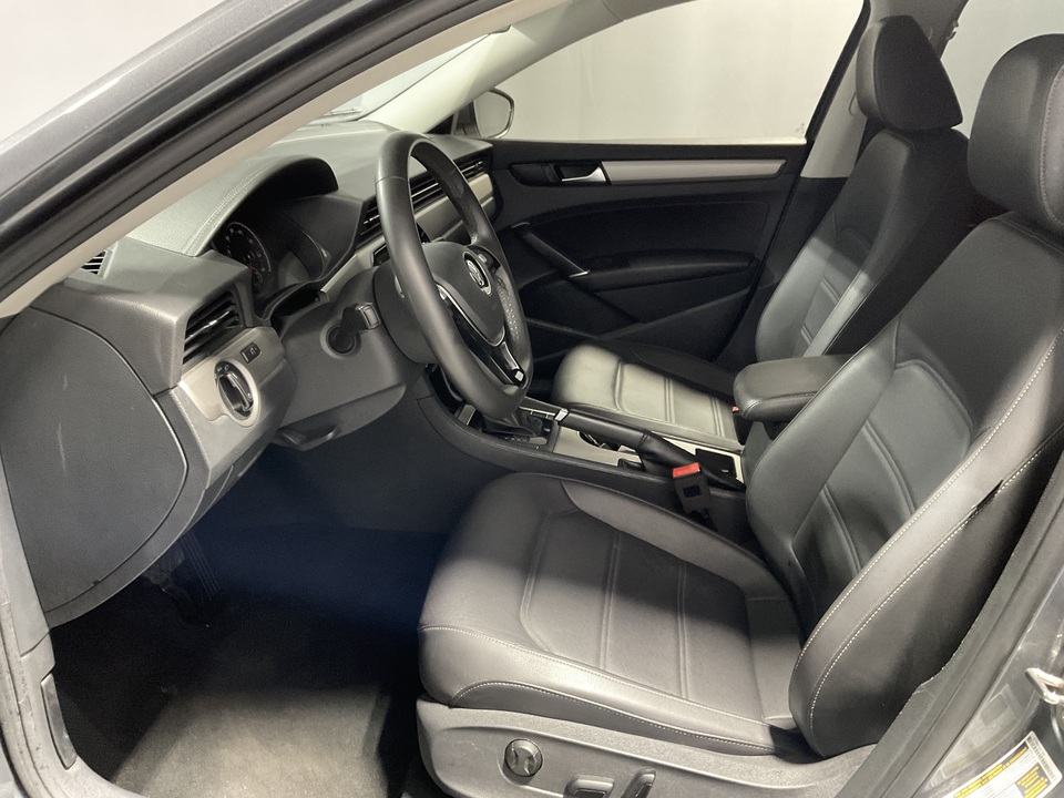 2022 Volkswagen Passat SE