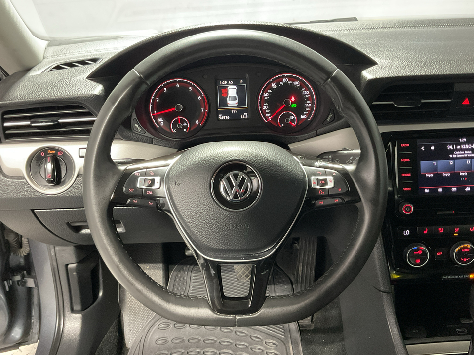 2022 Volkswagen Passat SE