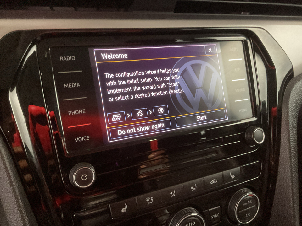 2022 Volkswagen Passat SE