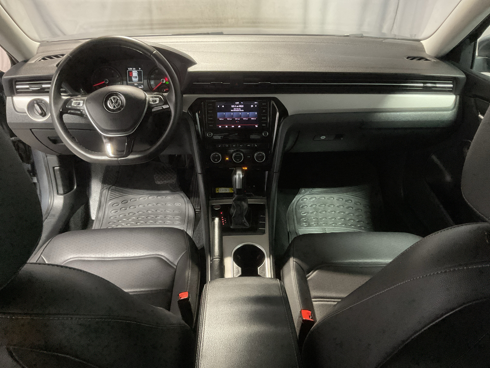 2022 Volkswagen Passat SE