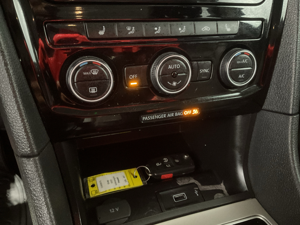 2022 Volkswagen Passat SE