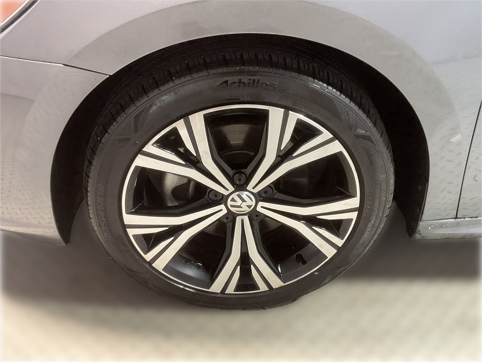 2022 Volkswagen Passat SE