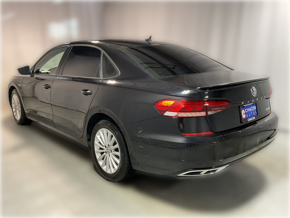 2020 Volkswagen Passat R-Line