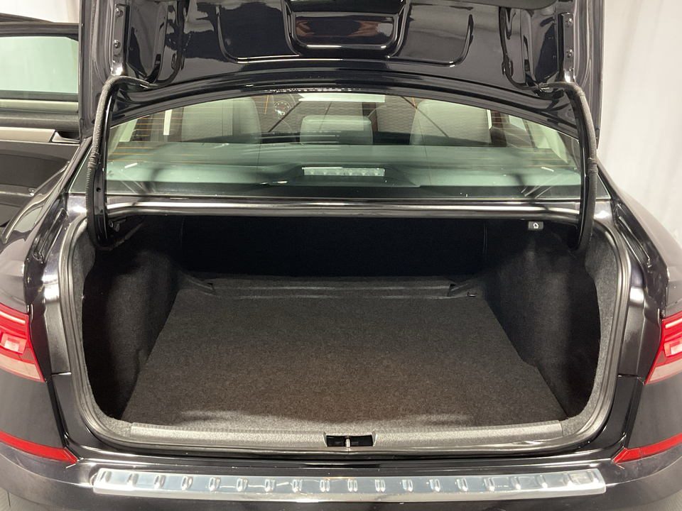 2021 Volkswagen Passat SE