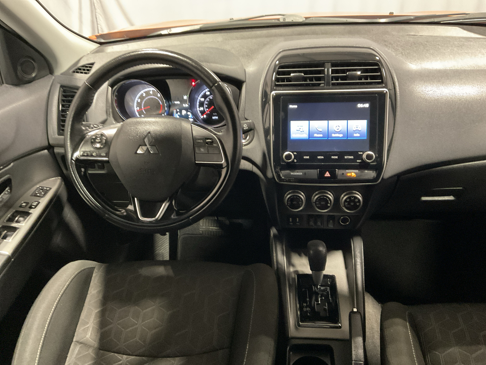 2020 Mitsubishi Outlander Sport 2.0 SE CVT
