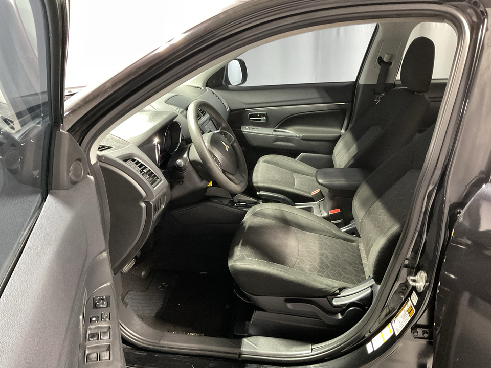 2020 Mitsubishi Outlander Sport 2.0 SE CVT