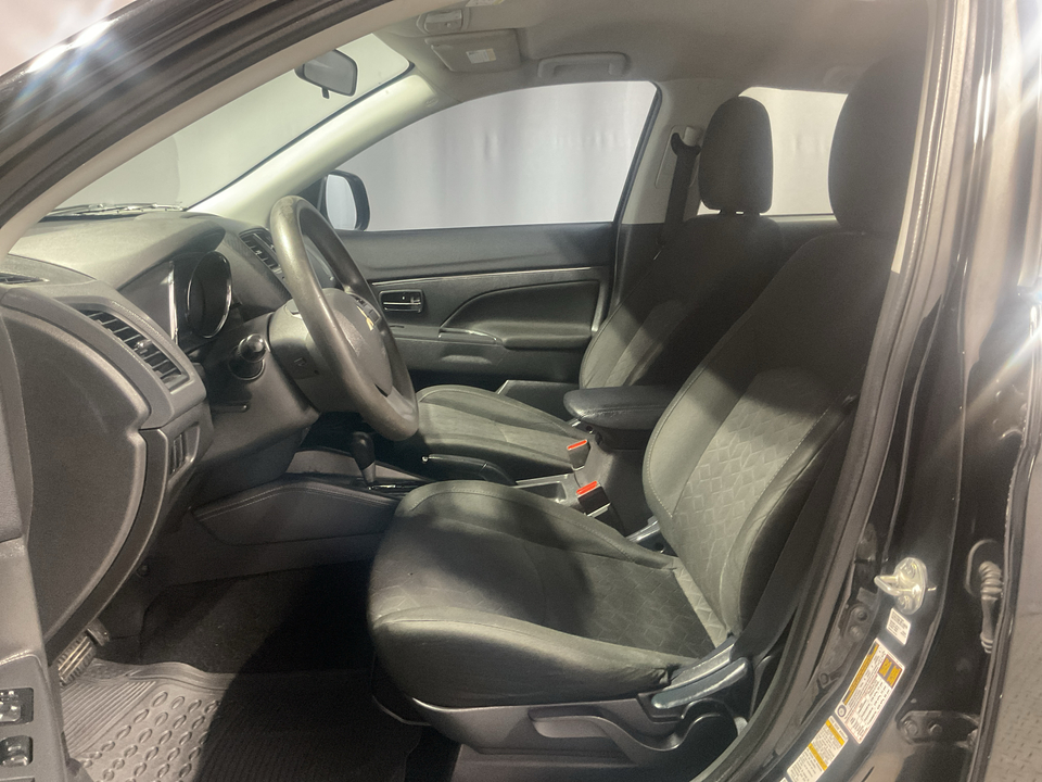 2020 Mitsubishi Outlander Sport 2.0 SE CVT