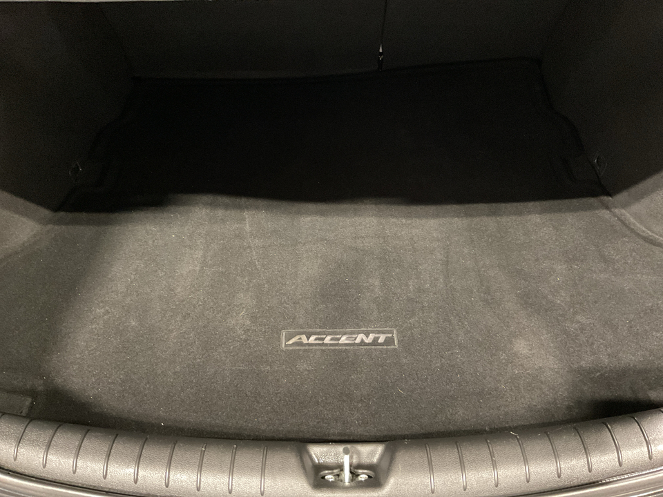 2018 Hyundai Accent SE 4-Door 6A