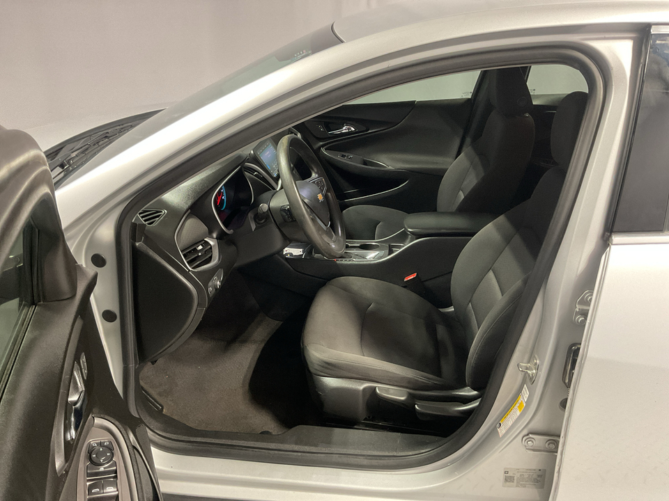 2020 Chevrolet Malibu LS