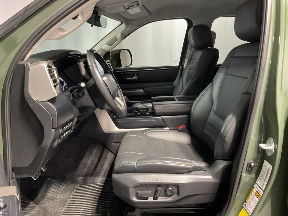 2022 Toyota Tundra SR5 CrewMax 2WD