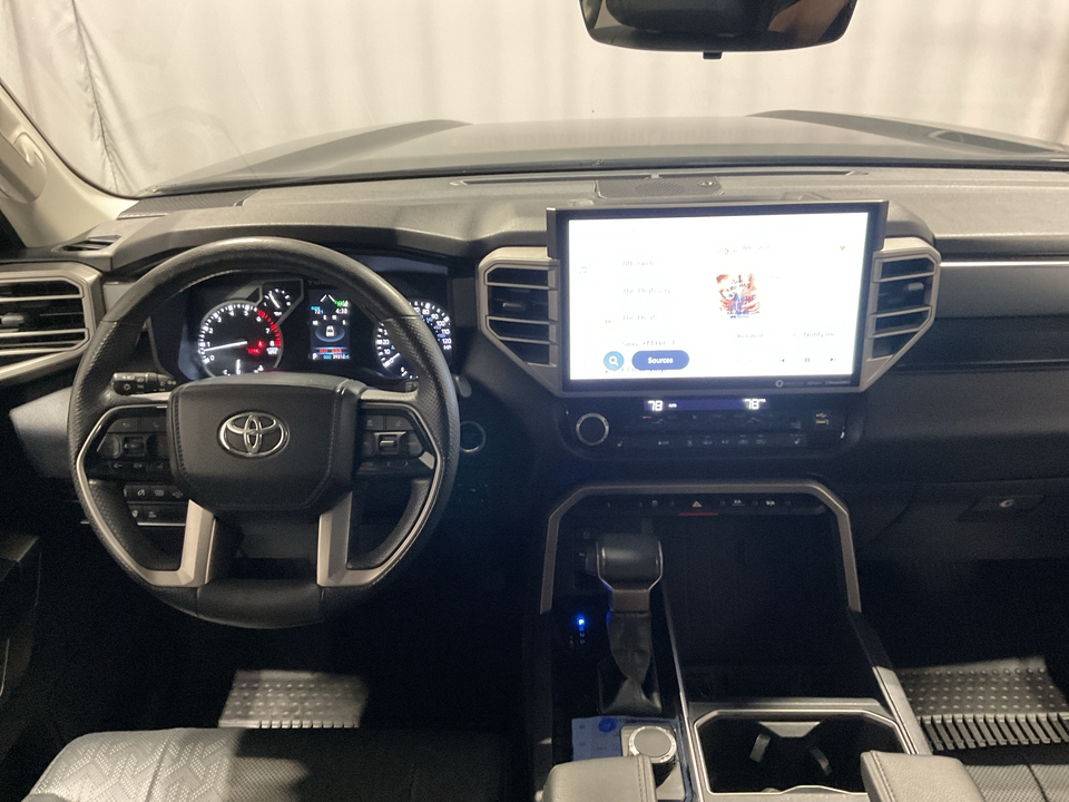 2022 Toyota Tundra SR5 CrewMax 2WD