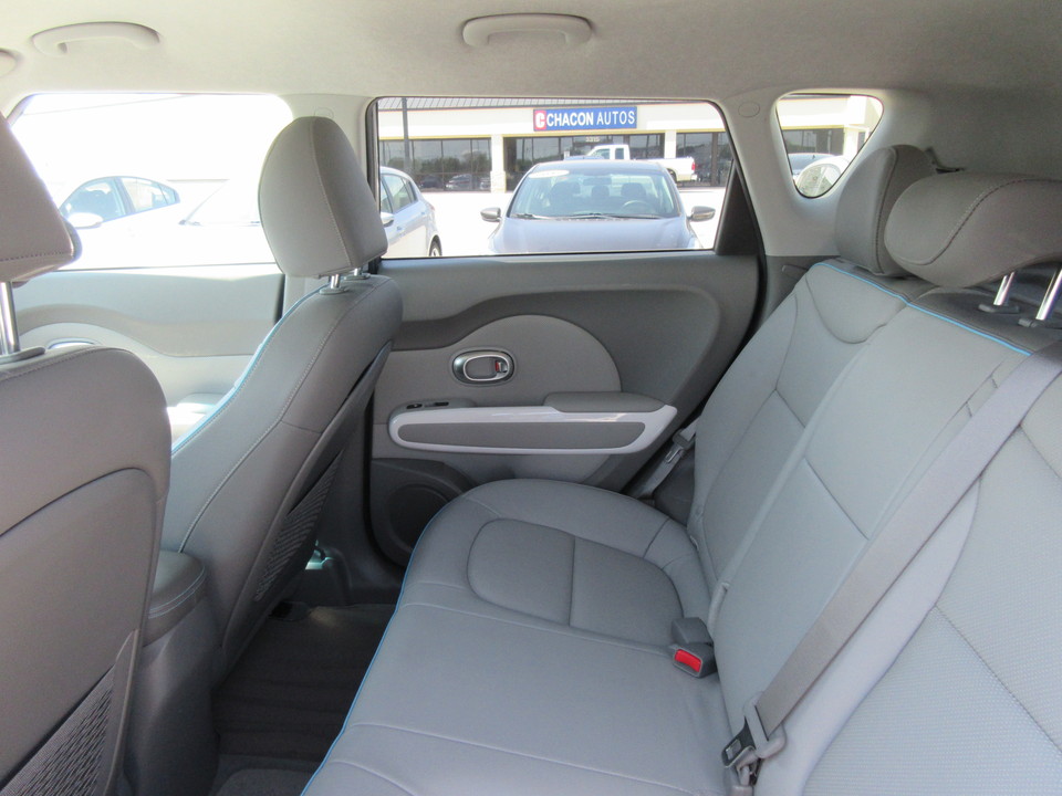 2016 Kia Soul EV +