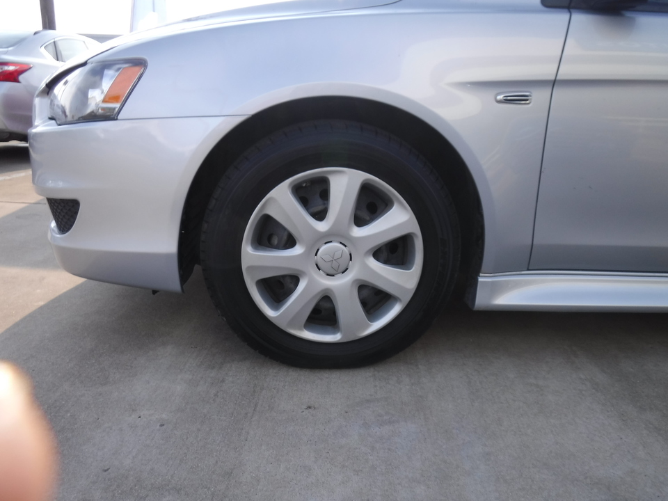 2015 Mitsubishi Lancer ES CVT