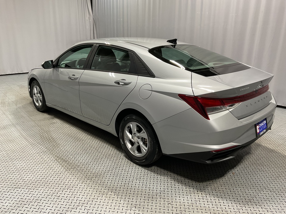 2021 Hyundai Elantra SE