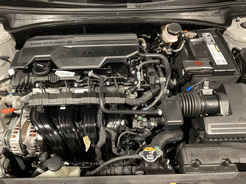 2021 Hyundai Elantra SE