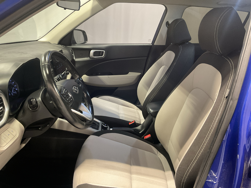 2020 Hyundai Venue SEL