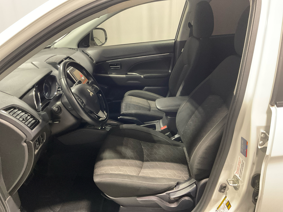 2021 Mitsubishi Outlander Sport 2.0 SE CVT