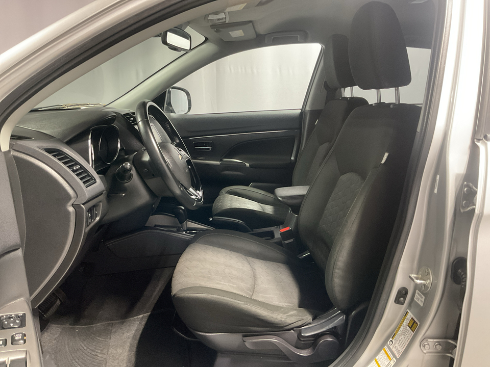 2021 Mitsubishi Outlander Sport 2.0 SE CVT