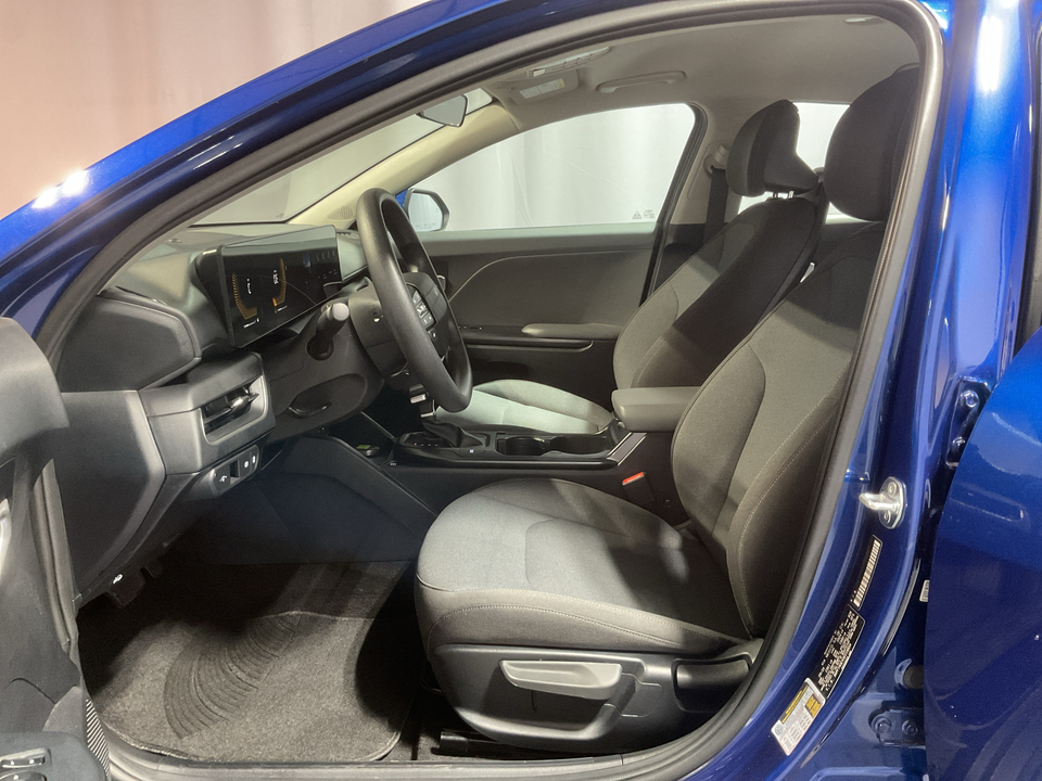 2025 Kia K4 LX