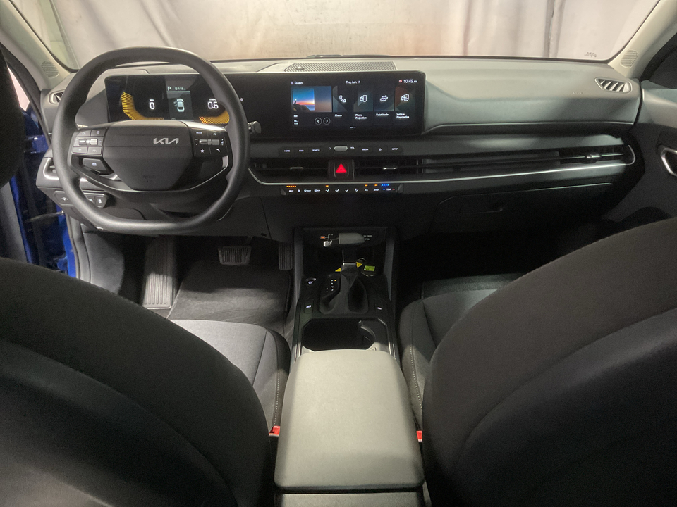 2025 Kia K4 LX