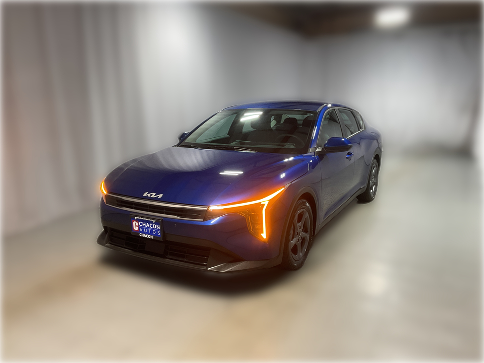 2025 Kia K4 LX