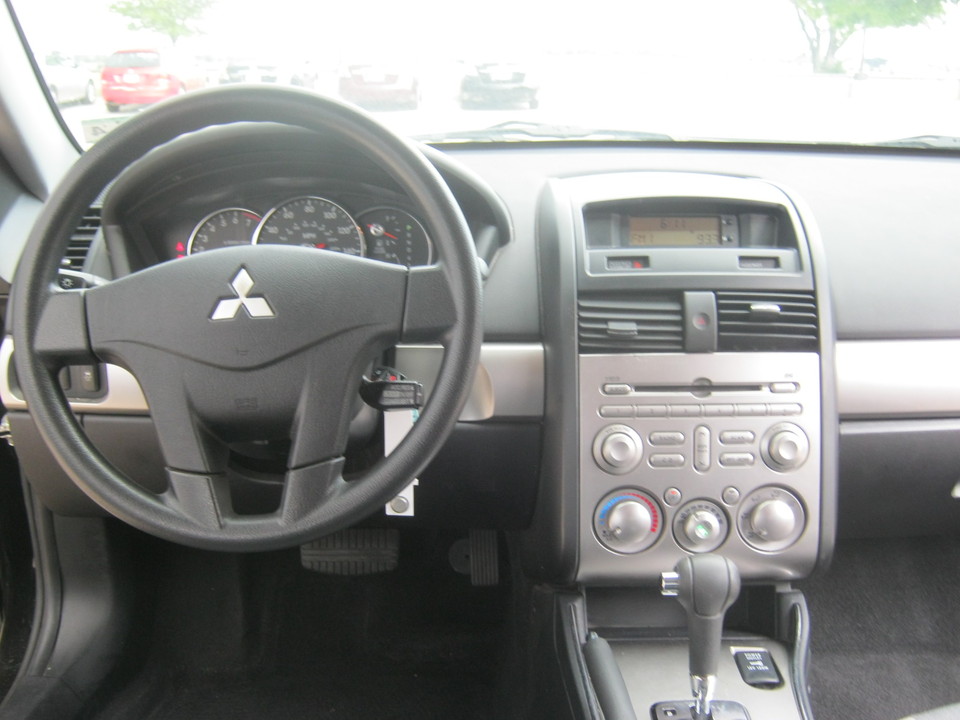 2011 Mitsubishi Galant FE