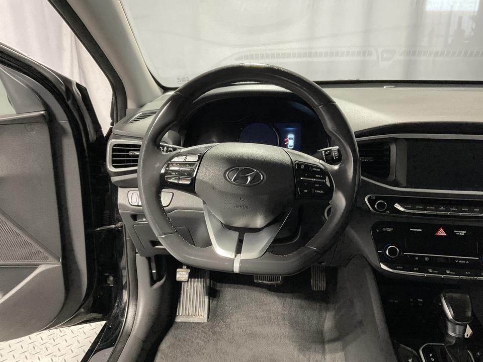 2017 Hyundai Ioniq Hybrid Blue