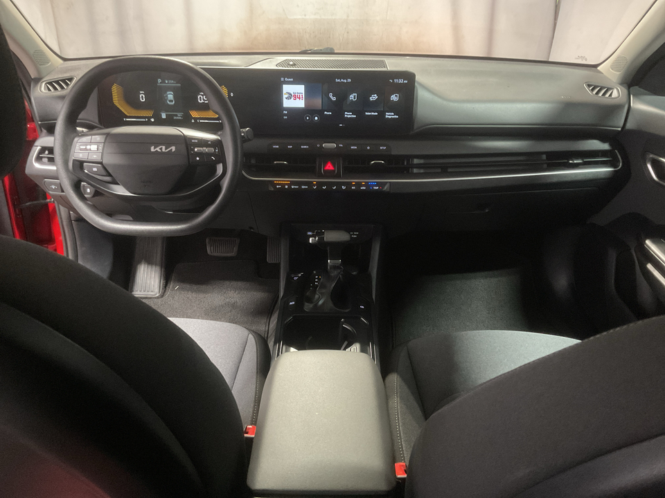 2025 Kia K4 LX