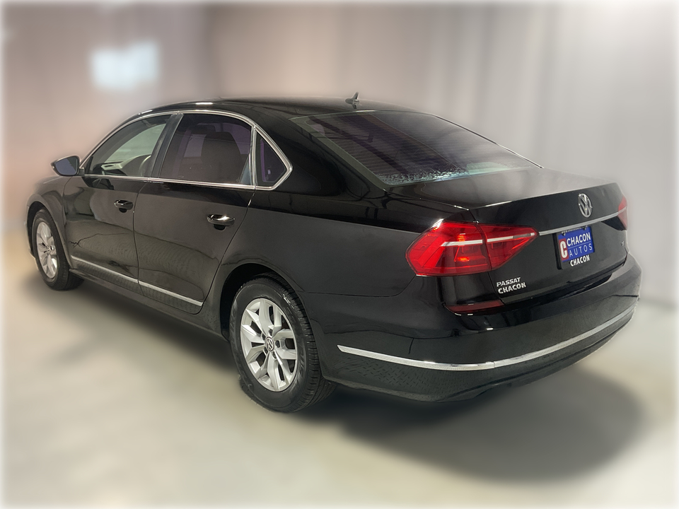 2016 Volkswagen Passat S 6A
