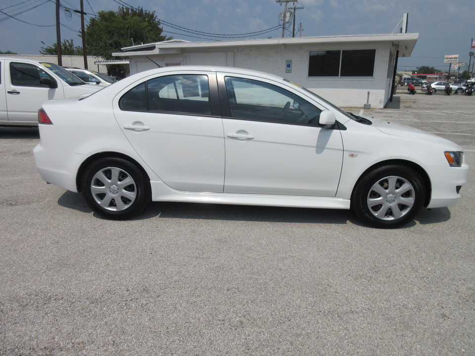 2013 Mitsubishi Lancer ES