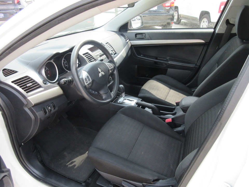 2013 Mitsubishi Lancer ES