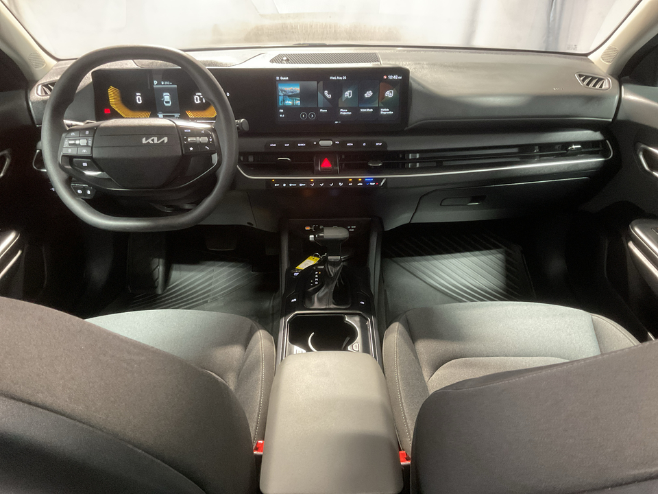 2025 Kia K4 LX