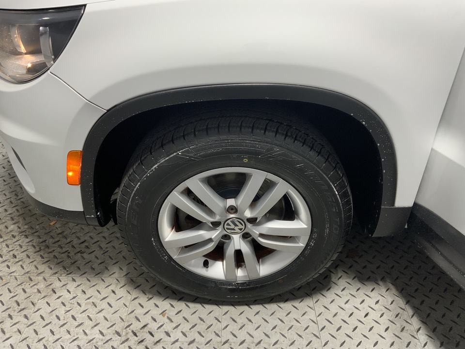 2017 Volkswagen Tiguan S
