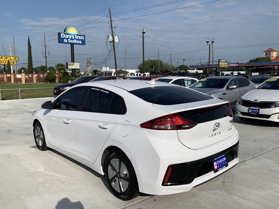 2017 Hyundai Ioniq Hybrid Blue