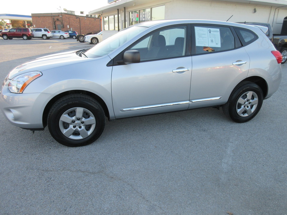 2013 Nissan Rogue S 2WD