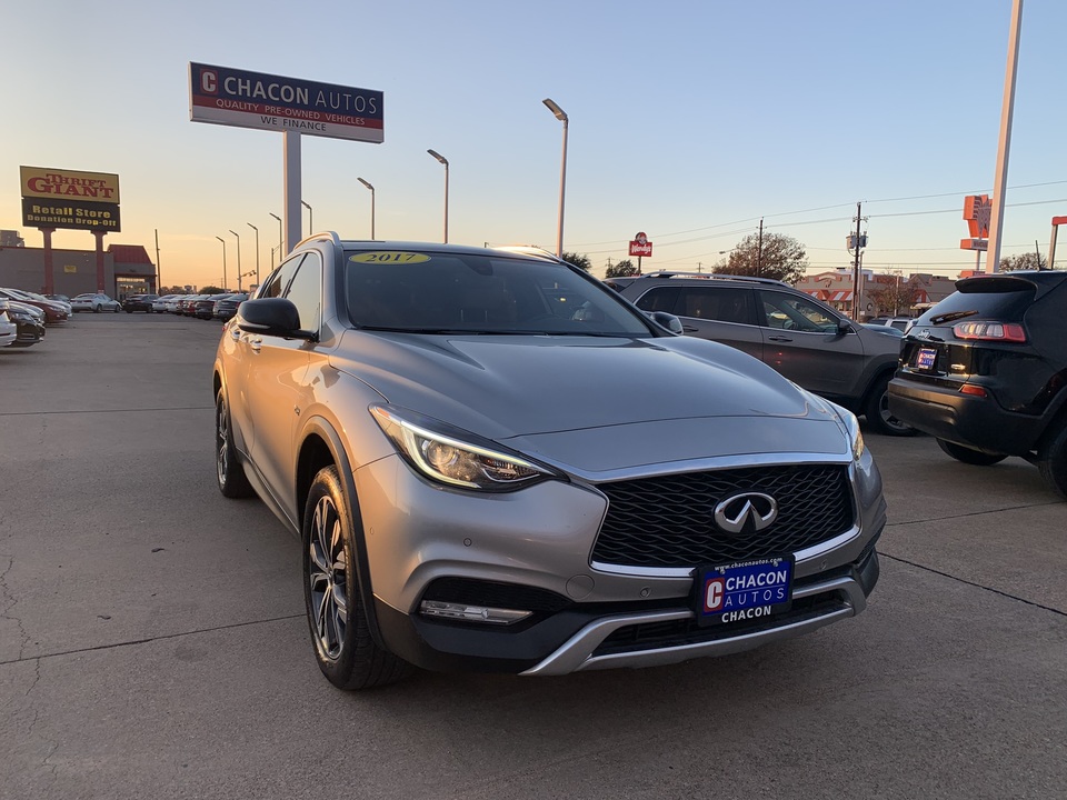 2017 Infiniti QX30 Premium AWD