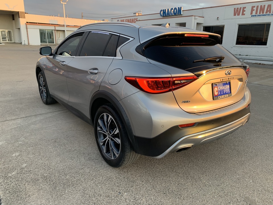 2017 Infiniti QX30 Premium AWD