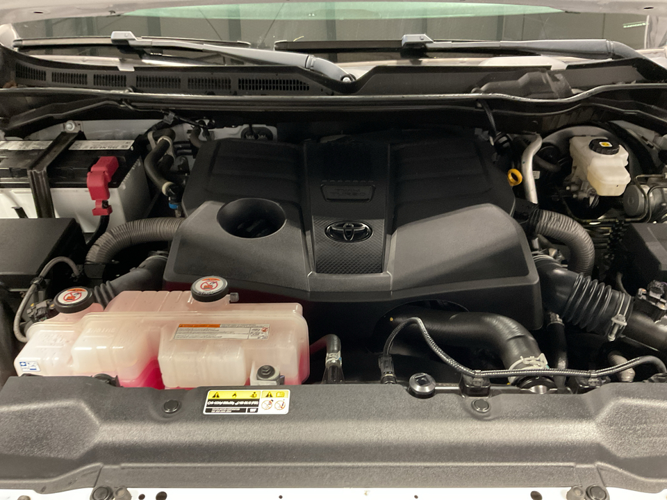 2023 Toyota Tundra SR5 CrewMax 2WD