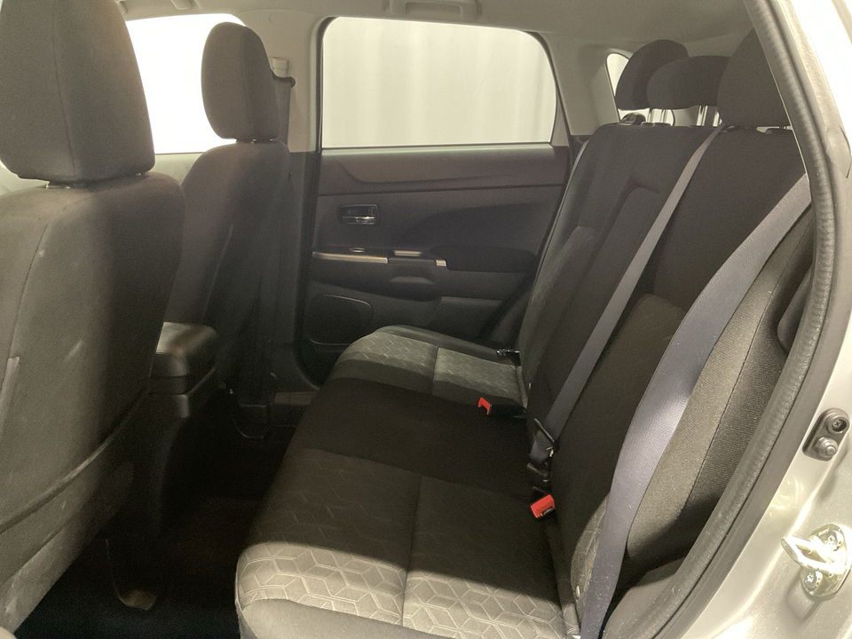 2020 Mitsubishi Outlander Sport 2.0 SE CVT