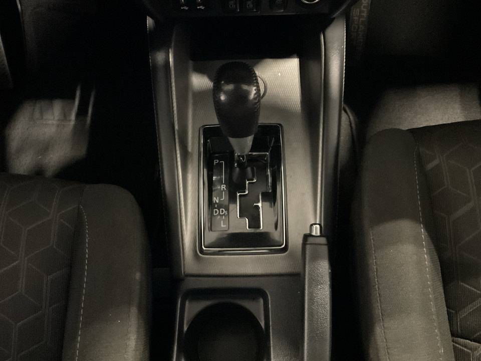 2020 Mitsubishi Outlander Sport 2.0 SE CVT