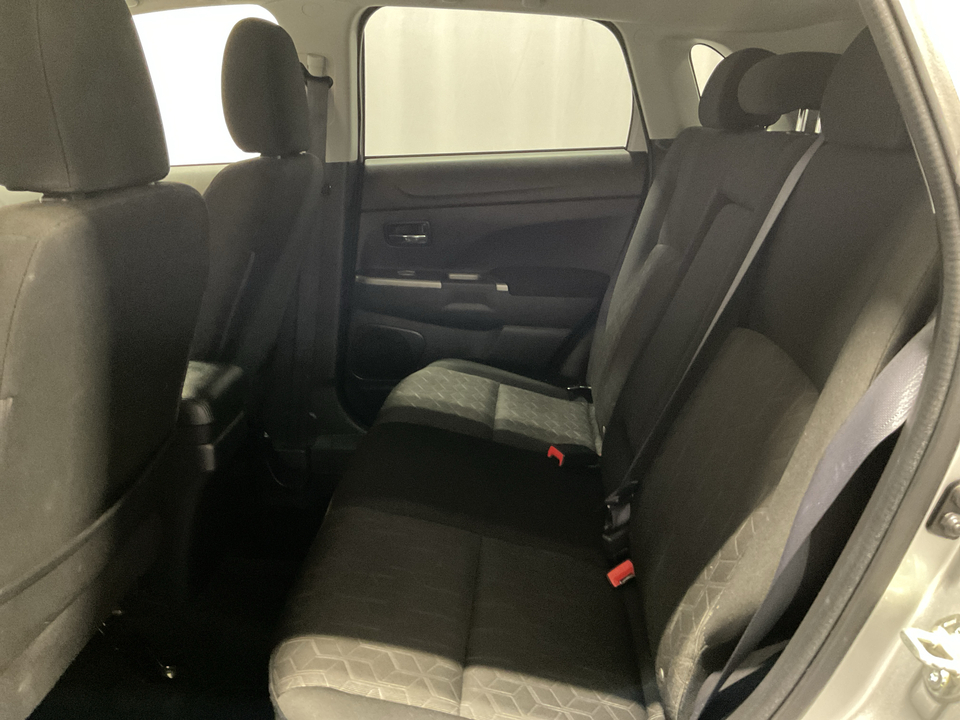 2020 Mitsubishi Outlander Sport 2.0 SE CVT