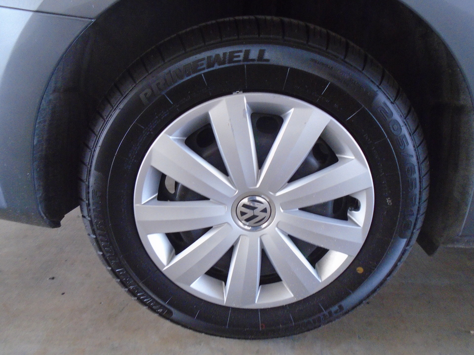 2013 Volkswagen Passat 2.5L S W/Appearance