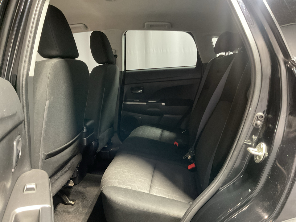 2020 Mitsubishi Outlander Sport 2.0 SE CVT