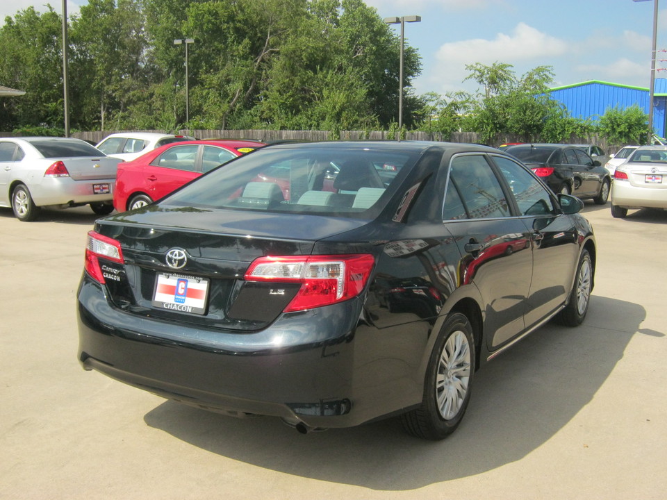 2012 Toyota Camry LE