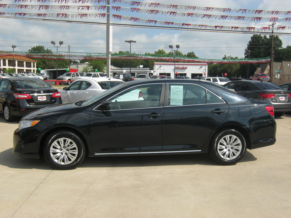 2012 Toyota Camry LE