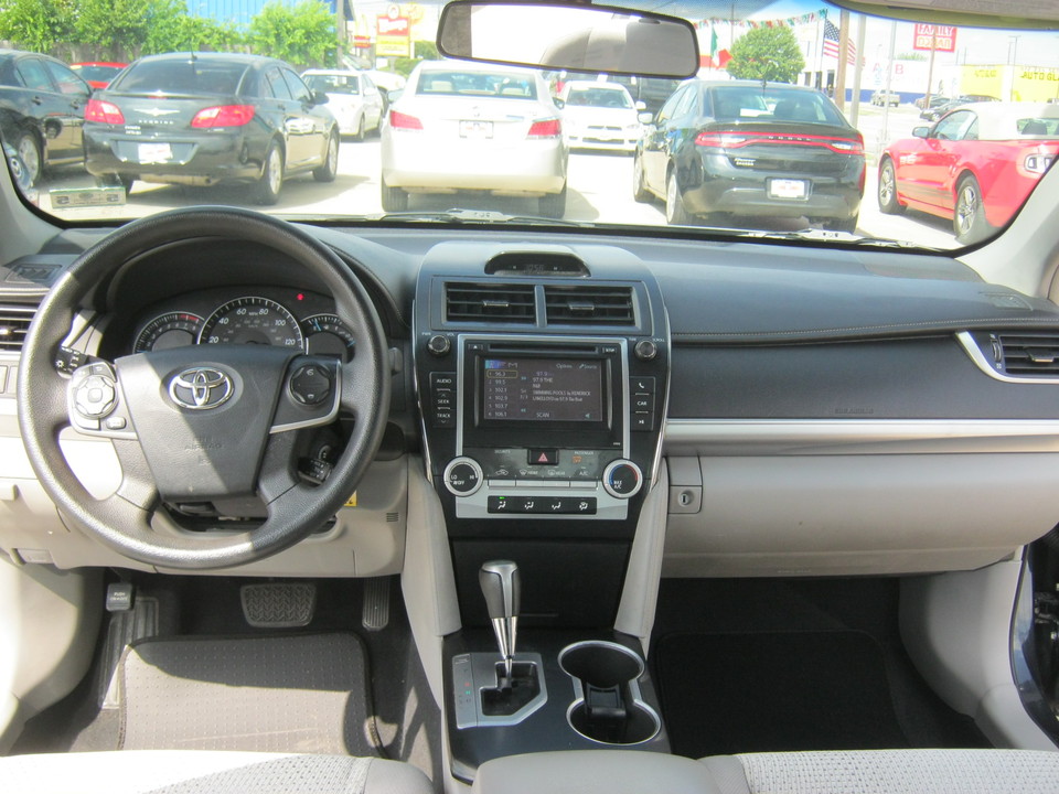 2012 Toyota Camry LE